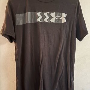 Under Armour Boys XL Graphic T-Shirt Bundle (3)